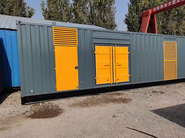 临渭发电机一级保养时更换机油的操作步骤