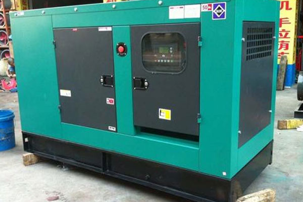 临渭如何检查机油的使用时间？