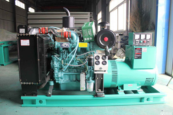 临渭如何判断机油是否需要更换？