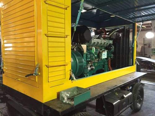 临渭柴油发电机组调压板的作用？