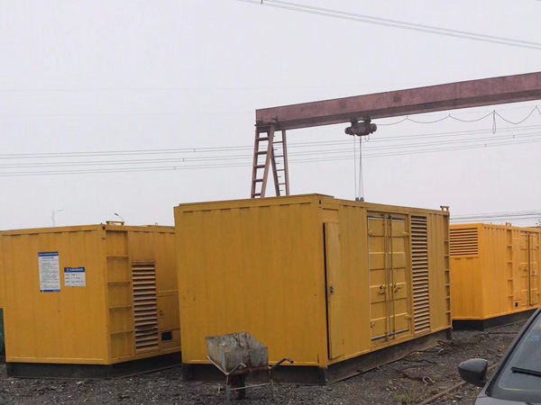 临渭100kw柴油发电机组每小时油耗？