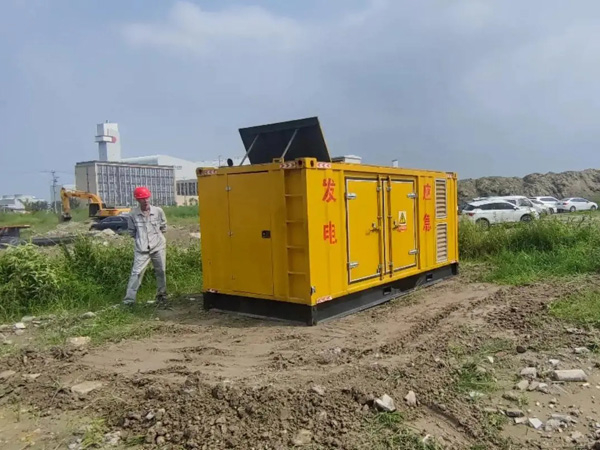 临渭冬季低温环境下，发电机组启动电瓶的容量需求是否会增加？